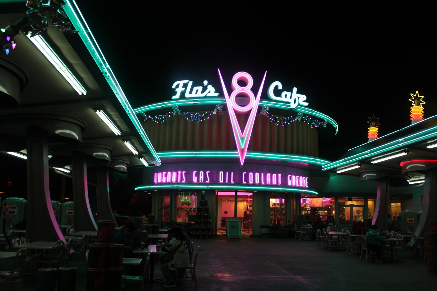 Flo's V8 Cafe